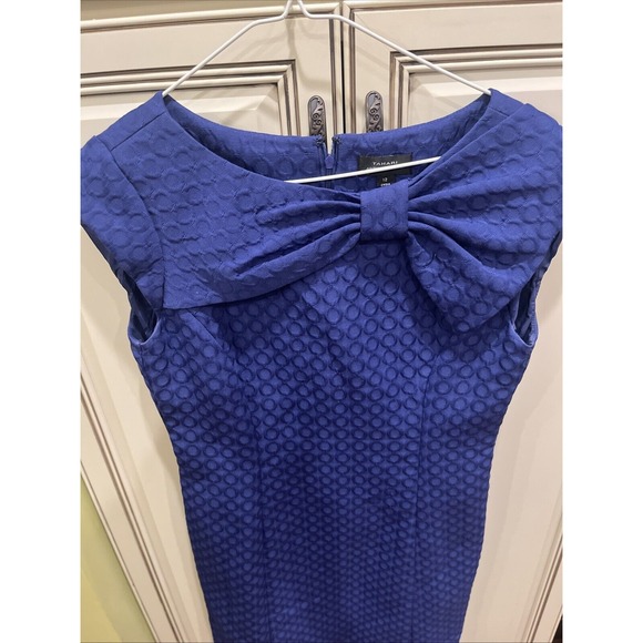 Tahari Dresses & Skirts - Tahari Arthur Levine big‎ bow Purple structured textured sheeth dress Sz 12